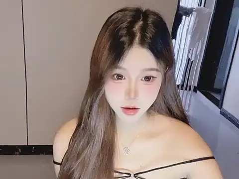 Snapshot of KaKa-01 chatting on 04-09-26, 06:19 KaKa-01 online show from 04-09-26, 06:19