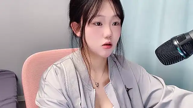 Lilababy00 online show from 04-22-26, 11:56
