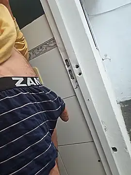 lucasanal20 online show from 05-06-26, 11:15