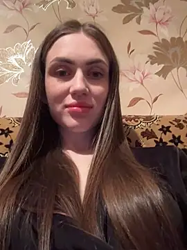 Snapshot of AlinaLove3213 chatting on 04-15-26, 07:58 AlinaLove3213 online show from 04-15-26, 07:58