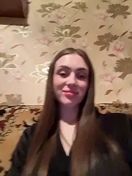 Snapshot of AlinaLove3213 chatting on 04-18-26, 07:58 AlinaLove3213 online show from 04-18-26, 07:58