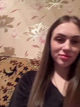 Snapshot of AlinaLove3213 chatting on 05-01-26, 06:56 AlinaLove3213 online show from 05-01-26, 06:56