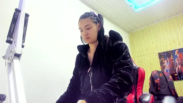 Noah carter16 online show from 05-07-26, 12:43