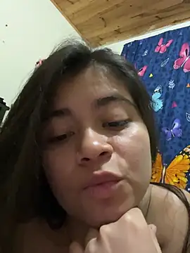 Snapshot of Kloe_zaf chatting on 05-04-26, 04:19 Kloe zaf online show from 05-04-26, 04:19