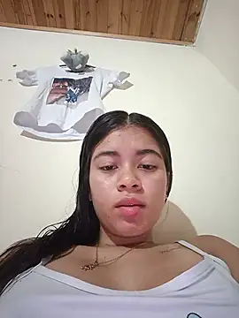 Snapshot of Kloe_zaf chatting on 06-30-26, 06:25 Kloe zaf online show from 06-30-26, 06:25