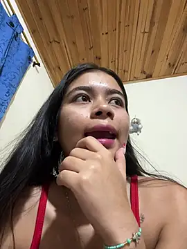 Snapshot of Kloe_zaf chatting on 07-30-26, 06:34 Kloe zaf online show from 07-30-26, 06:34