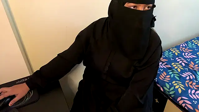 Snapshot of fathima_krishna chatting on 07-31-26, 07:08 fathima krishna online show from 07-31-26, 07:08