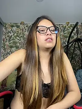 Ambar Zaf online show from 05-05-26, 01:02