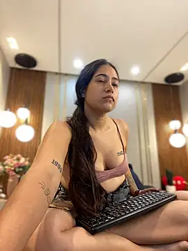 Snapshot of Hana-Parker chatting on 05-30-26, 03:03 Hana-Parker online show from 05-30-26, 03:03