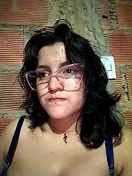 Snapshot of sienna_elara chatting on 04-08-26, 10:48 sienna elara online show from 04-08-26, 10:48