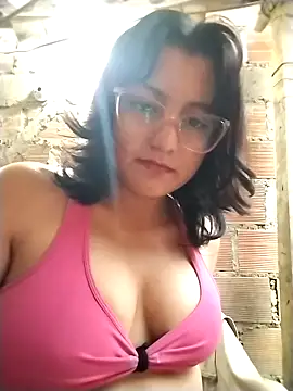 Snapshot of sienna_elara chatting on 04-28-26, 10:53 sienna elara online show from 04-28-26, 10:53