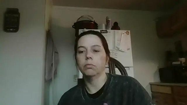 lily1982 online show from 05-05-26, 08:06