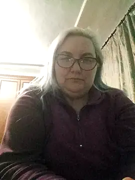 Snapshot of AureliaSky598 chatting on 04-19-26, 08:11 AureliaSky598 online show from 04-19-26, 08:11