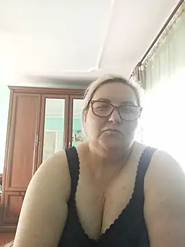 Snapshot of AureliaSky598 chatting on 05-25-26, 02:23 AureliaSky598 online show from 05-25-26, 02:23