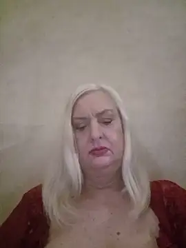 Julia20X online show from 06-05-26, 10:43
