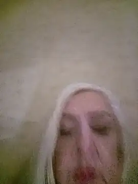 Julia20X online show from 06-14-26, 06:43