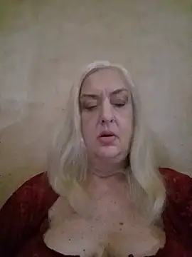 Julia20X online show from 07-22-26, 03:37
