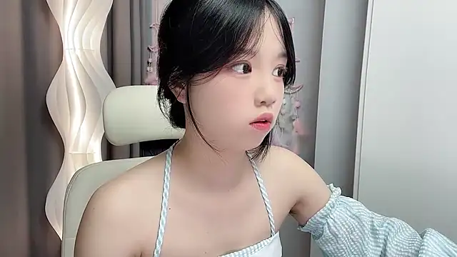 Xiaoqing00 online show from 05-22-26, 03:24