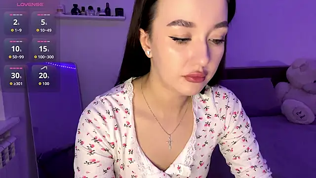 SophieLaine online show from 04-26-26, 07:00