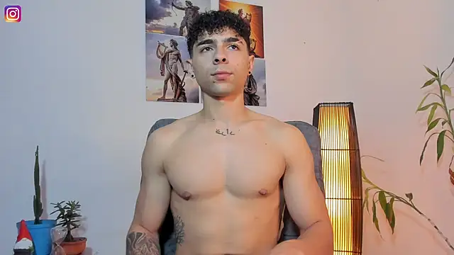 Snapshot of Alex_zt7 chatting on 06-02-26, 03:03 Alex zt7 online show from 06-02-26, 03:03
