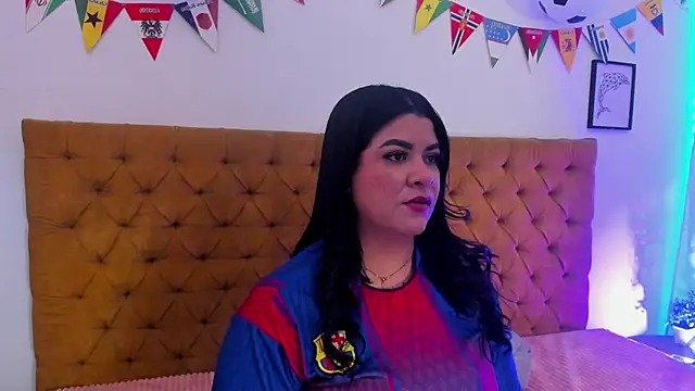 Katty West online show from 06-25-26, 07:18