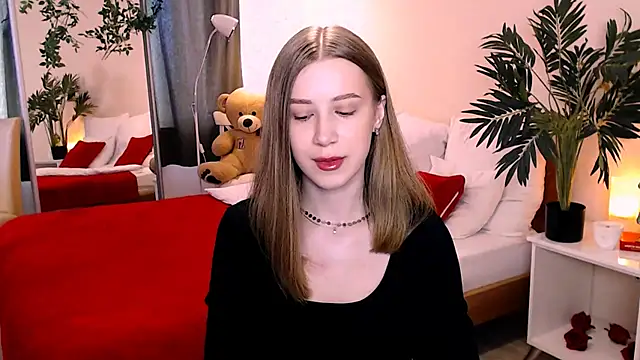 Snapshot of cheeky_chick chatting on 07-02-26, 01:17 cheeky chick online show from 07-02-26, 01:17