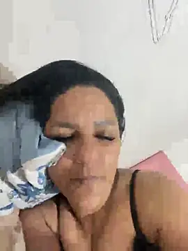 Snapshot of tyraba chatting on 05-22-26, 02:40 tyraba online show from 05-22-26, 02:40