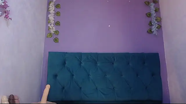 Snapshot of alorena_megancm chatting on 06-04-26, 03:23 alorena megancm online show from 06-04-26, 03:23