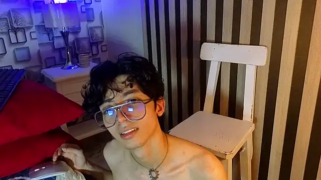 Twink Sebas7 online show from 04-15-26, 07:58