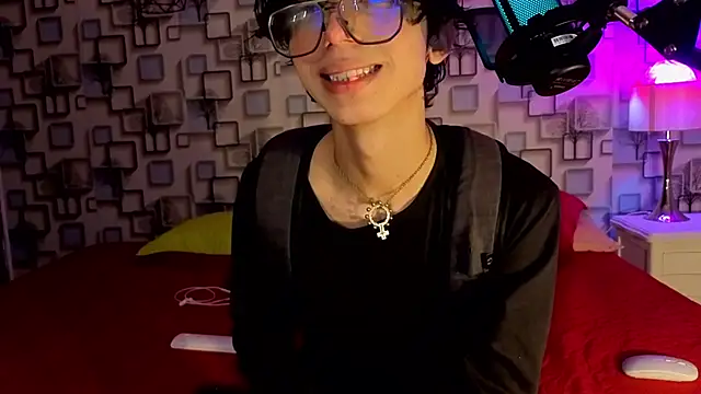 Twink Sebas7 online show from 05-15-26, 12:12
