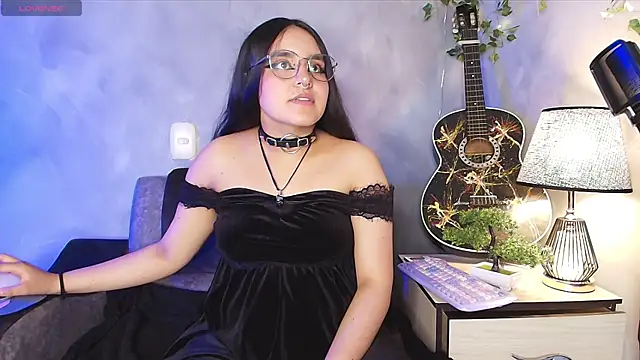 ambar  devon online show from 04-09-26, 08:14