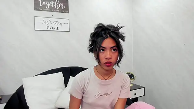 Babe Alessandraa online show from 04-13-26, 03:28