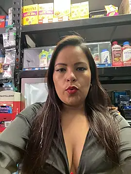 MIA ROSSEEE online show from 06-06-26, 02:11