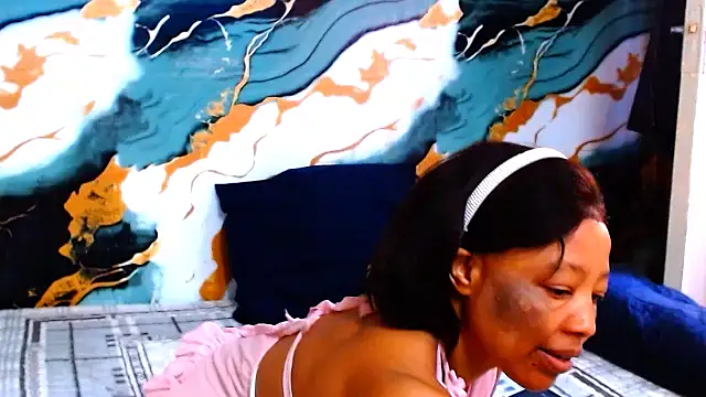 choclatelips xxx online show from 06-22-26, 06:54