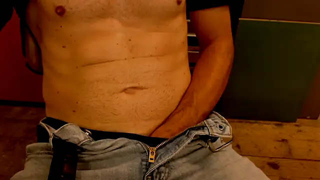 Blackandblue2000 online show from 07-30-26, 02:38