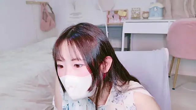 Satomi nn online show from 06-04-26, 04:29