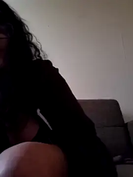 Miliffhj online show from 04-11-26, 06:29