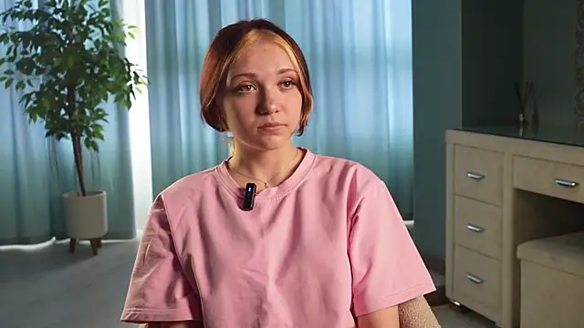 SonyaTacey online show from 04-10-26, 03:56