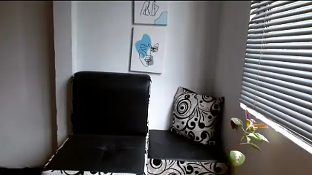 Snapshot of alisonnturbay chatting on 05-16-26, 03:11 alisonnturbay online show from 05-16-26, 03:11