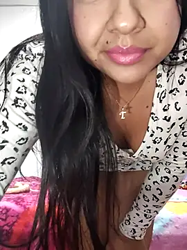 Snapshot of alisonnturbay chatting on 06-03-26, 01:08 alisonnturbay online show from 06-03-26, 01:08