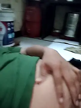 kdboy04 online show from 04-24-26, 06:05