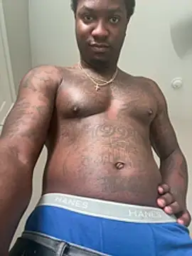 Snapshot of SugaredForearm123 chatting on 04-10-26, 08:02 SugaredForearm123 online show from 04-10-26, 08:02