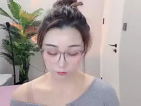 Yunxi- online show from 04-17-26, 01:41