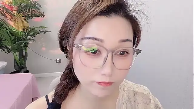 Yunxi- online show from 05-03-26, 03:34