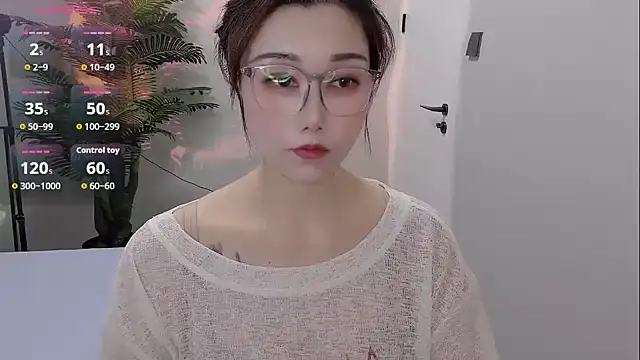 Yunxi- online show from 05-18-26, 02:01