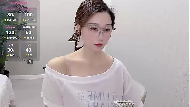 Yunxi- online show from 07-20-26, 02:52