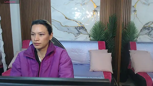 Snapshot of alonddra_tay chatting on 05-12-26, 11:40 alonddra tay online show from 05-12-26, 11:40