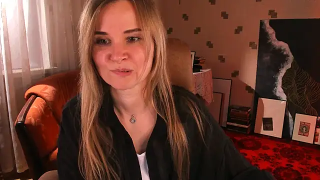 MiaSparkes online show from 06-18-26, 09:14
