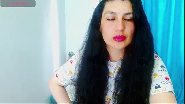 Snapshot of diosa_gil chatting on 04-20-26, 08:21 diosa gil online show from 04-20-26, 08:21