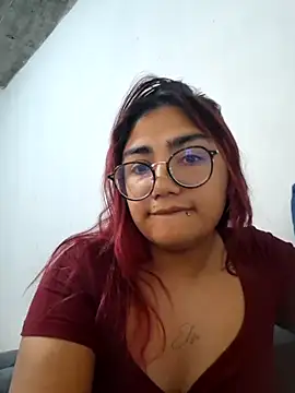 lucyheart 8 online show from 05-17-26, 04:32